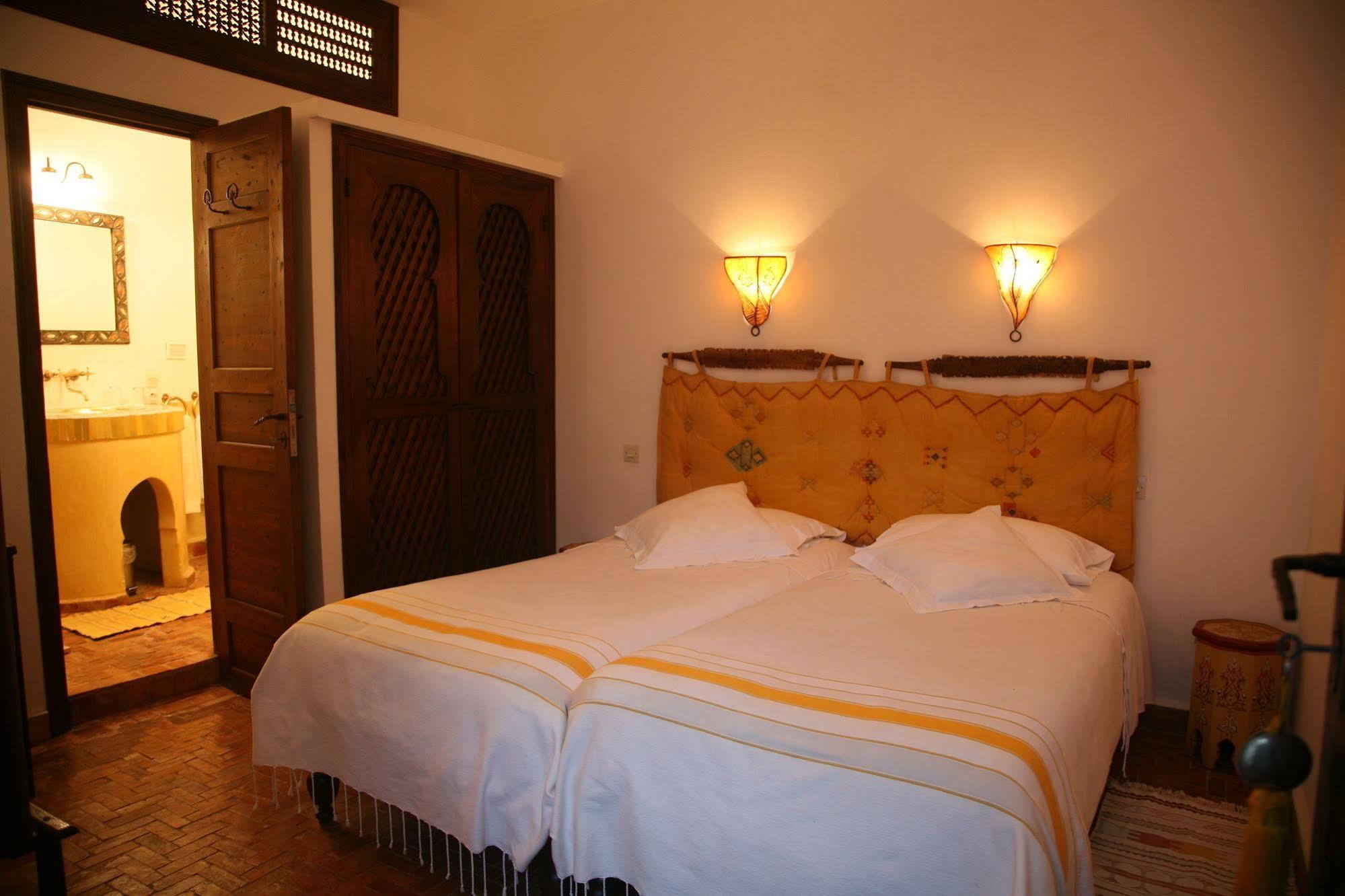 Dar Manara - Medina D'Asilah Hotell Exteriör bild