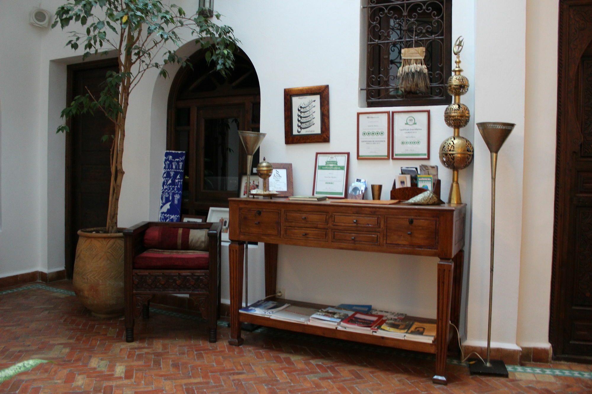 Dar Manara - Medina D'Asilah Hotell Exteriör bild